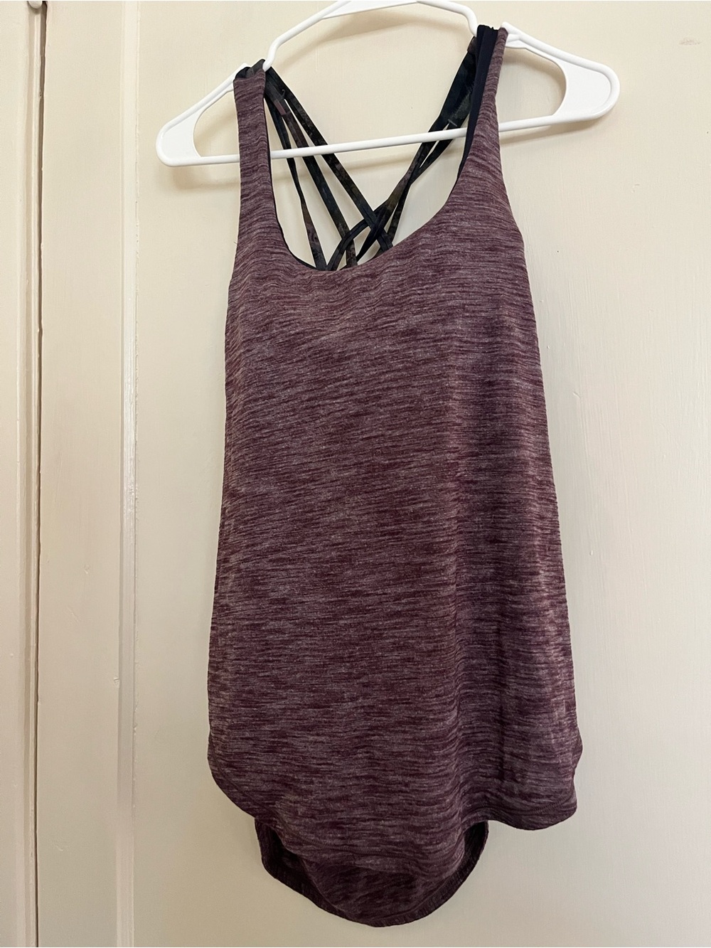 Lululemon Women’s Heathered Plum Strappy Tank Top with Built in Bra
